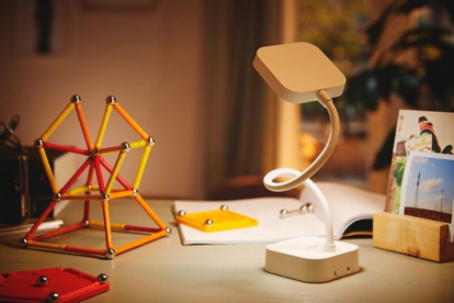 Back to School numa nova luz – com candeeiros de secretária LED Philips