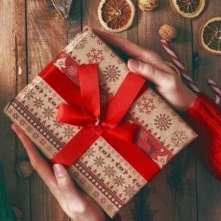 Presentes de Natal para toda a família em Alasans
