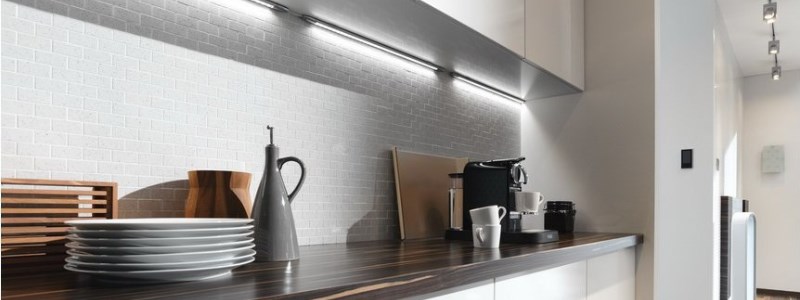 Como escolher a melhor iluminação de armário de cozinha?