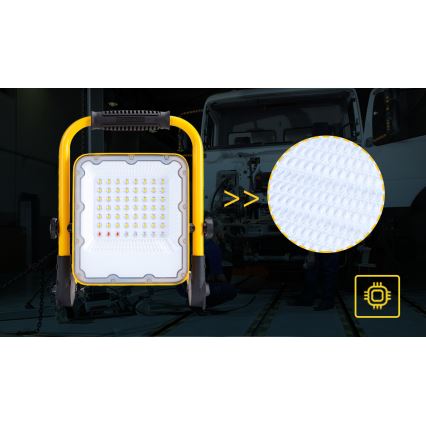 Aigostar - Projetor LED recarregável com regulação de intensidade LED/100W/5V 6500K IP65