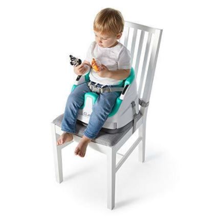 Almofada de cadeira de refeição com 2 brinquedos 2em1 DINE&DISCOVER