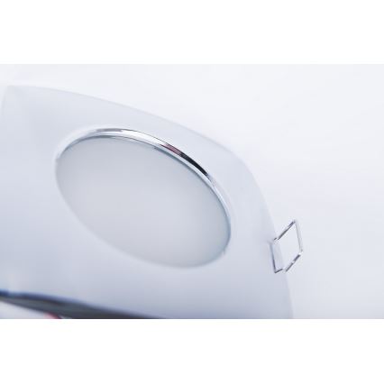 Azzardo AZ0811 - Iluminação de encastrar para casa de banho EZIO 1xGU10/50W/230V IP54