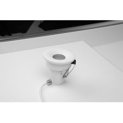 Azzardo AZ5389 - Iluminação embutida de casa de banho ROMOLO 1xGU10/50W/230V IP65 branco