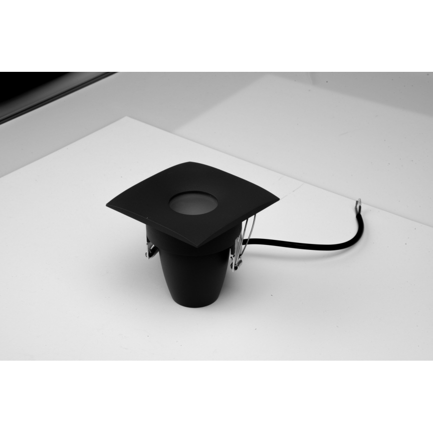 Azzardo AZ5392 - Iluminação embutida de casa de banho ROMOLO 1xGU10/50W/230V IP65 preto