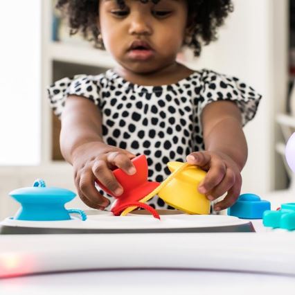 Baby Einstein - Mesa de atividades para crianças CURIOSITY