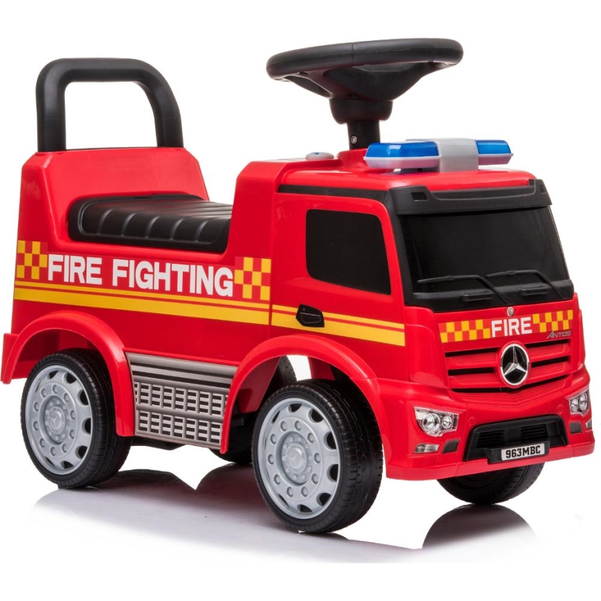 Bicicleta de empurrar Mercedes Camião dos bombeiros 2xAA vermelho