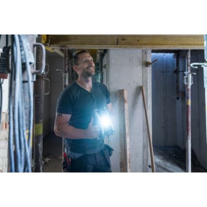 Brennenstuhl - Holofote LED recarregável LED/15W/5V 5000 mAh IP65