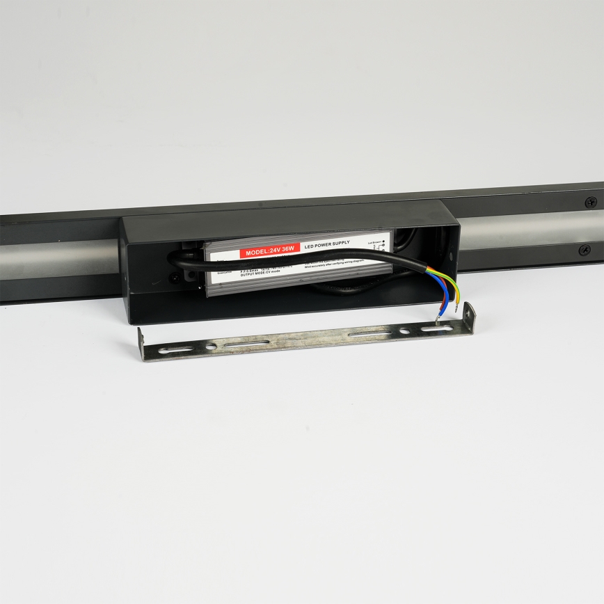 Brilagi - Aplique de parede exterior LED LINEO LED/24W/230V 3000K IP65 100 cm preto