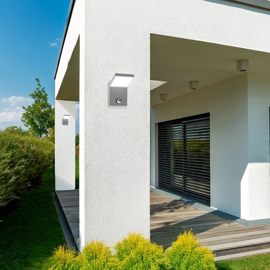 Brilagi - Aplique de parede LED para exterior com sensor RIANO LED/8W/230V prateado IP65