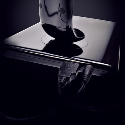 Brilagi - Candeeiro de mesa LED com regulação e conector USB LED/12W/230V preto