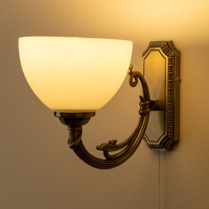 Brilagi - Candeeiro de parede CLASSIC 1xE27/60W/230V latão
