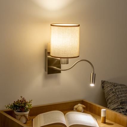 Brilagi - LED Candeeiro de parede flexível NUBILA 1xE27/25W/230V + LED/3W cromado mate/castanho