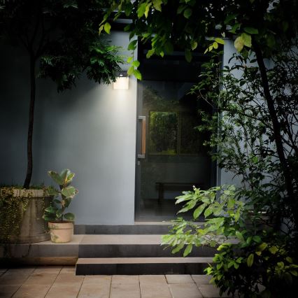 Brilagi - Iluminação de parede exterior LED com sensor TERNI LED/12W/230V preto IP44