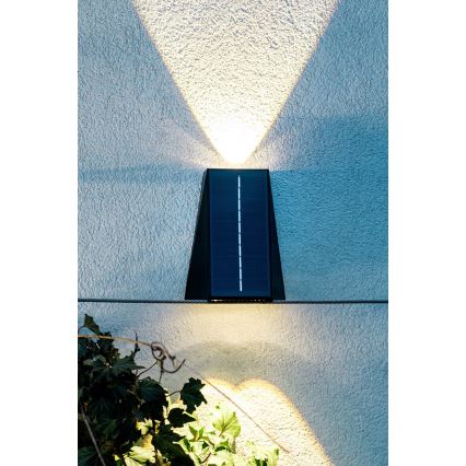 Brilagi - Iluminação de parede solar LED PYRAMID LED/2W/3,2V 1300 mAh IP54