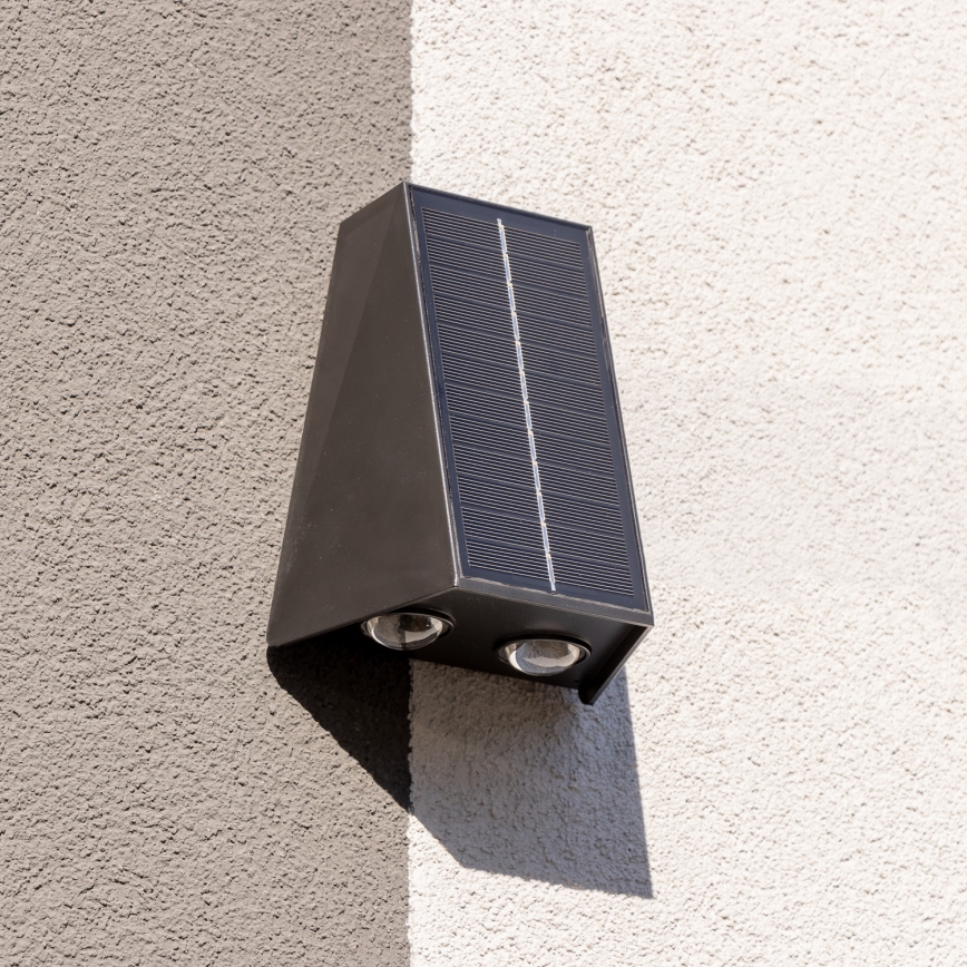 Brilagi - Iluminação de parede solar LED PYRAMID LED/2W/3,2V 1300 mAh IP54