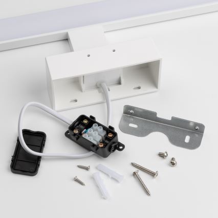 Brilagi - Iluminação LED 3 em 1 para espelho de casa de banho VESTRA LED/12W/230V 60 cm IP44 branco
