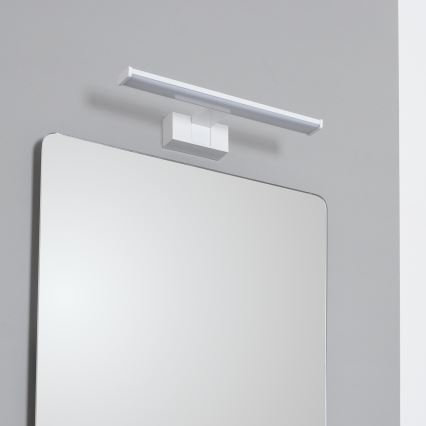 Brilagi - Iluminação LED para espelho de casa de banho 3 em 1 VESTRA LED/8W/230V 40 cm IP44 branca