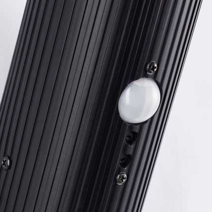 Brilliant - Iluminação de parede exterior com sensor KALEO 1xE27/10W/230V IP44 preto