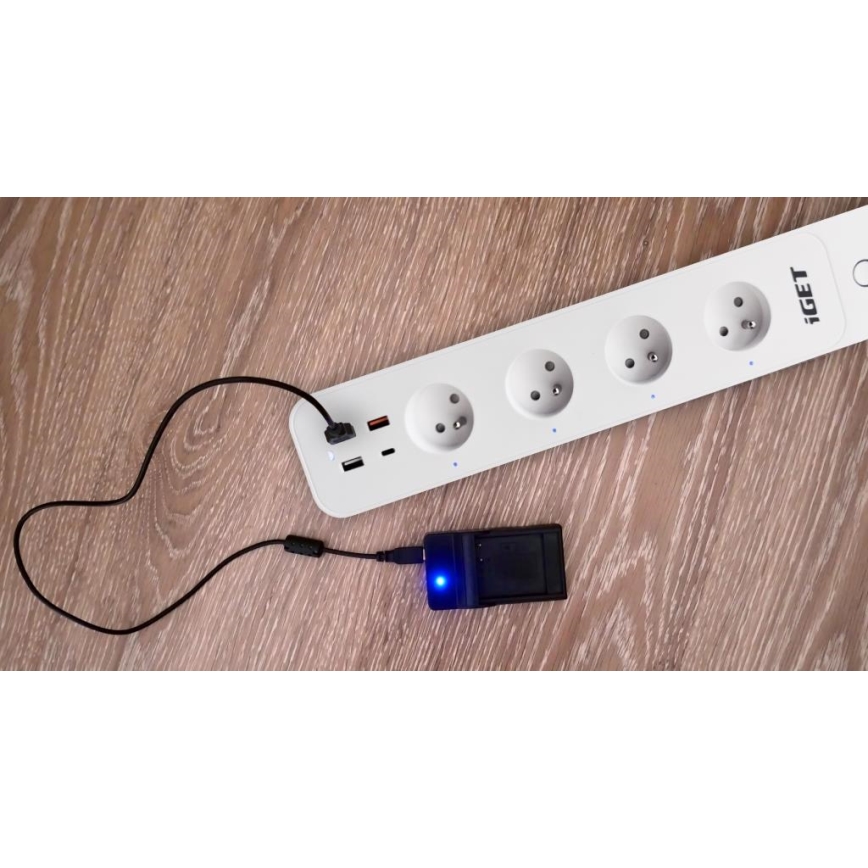 Cabo de extensão inteligente com interrutor 1,5 m 4Z + 4xUSB Wi-Fi