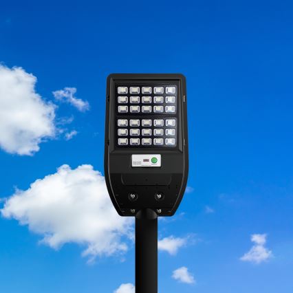 Candeeiro solar de rua LED VIA 50W/5000 mAh 3,2V 6000K IP65 + controlo remoto