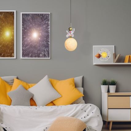 Candeeiro suspenso de criança ASTRONAUT 1xE27/60W/230V diâmetro 15 cm dourado/bege
