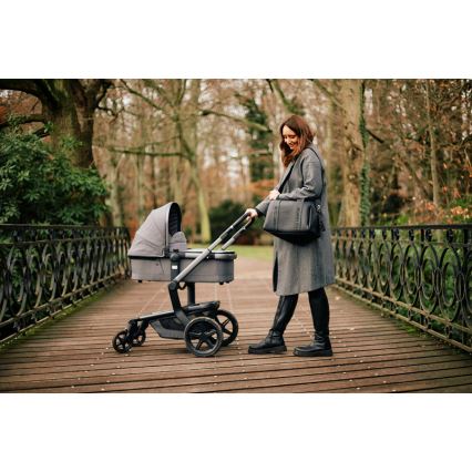 Childhome - Mala de muda da roupa MOMMY CLUB preto
