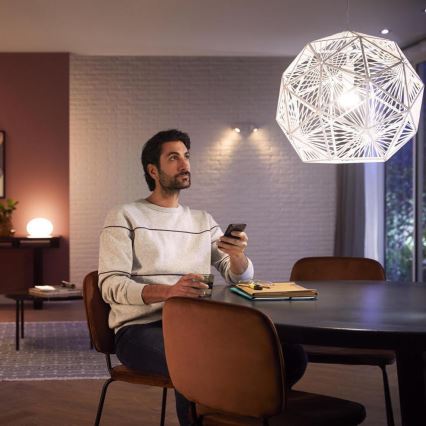 CONJUNTO 4x Lâmpada LED com regulação Philips Hue White And Color Ambience E27/6,5W/230V 2000-6500K