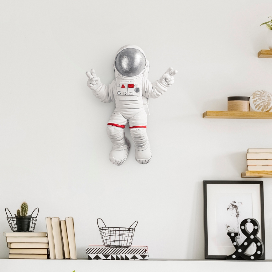 Decoração de parede 47x35 cm astronauta prateado