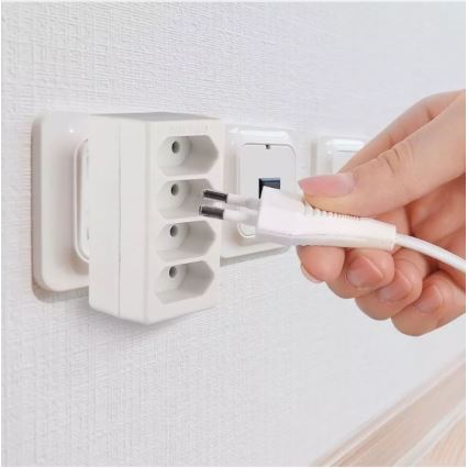 Divisor de tomadas 4x2,5A/230V