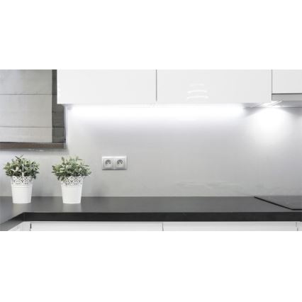 Iluminação do interior de armário de cozinha LED GANYS LED/15W/230V