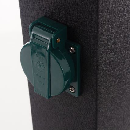 Iluminação exterior com tomada e temporizador 2Z IP44