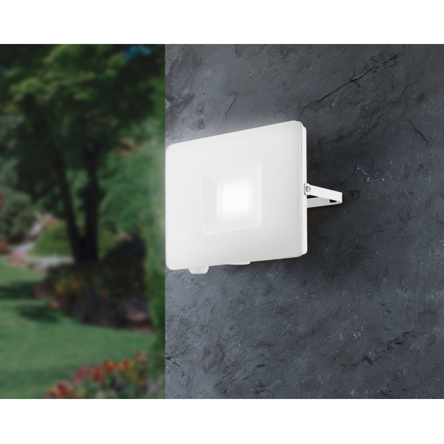 Eglo - Holofote LED LED/30W/230V IP65