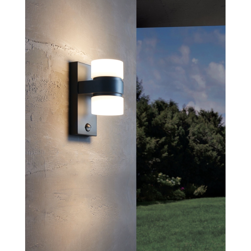 Eglo - Luz de parede com sensor LED de exterior 2xLED/6W IP44