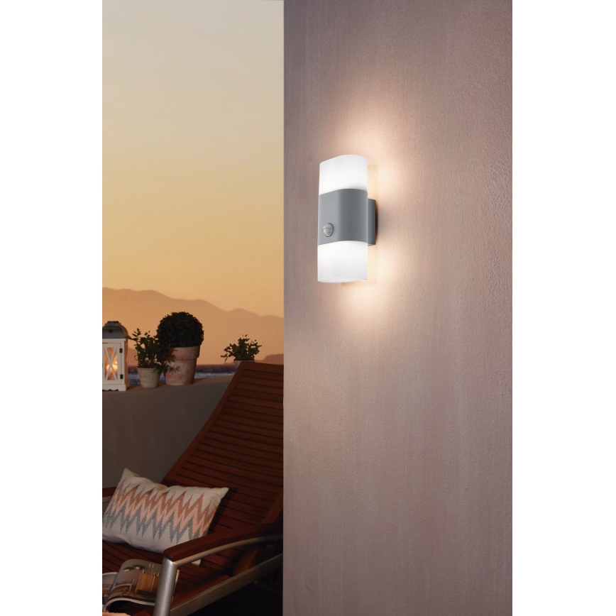 Eglo 97313 - Luz de parede LED de exterior com sensor FAVRIA 1 2xLED/5,5W/230V IP44