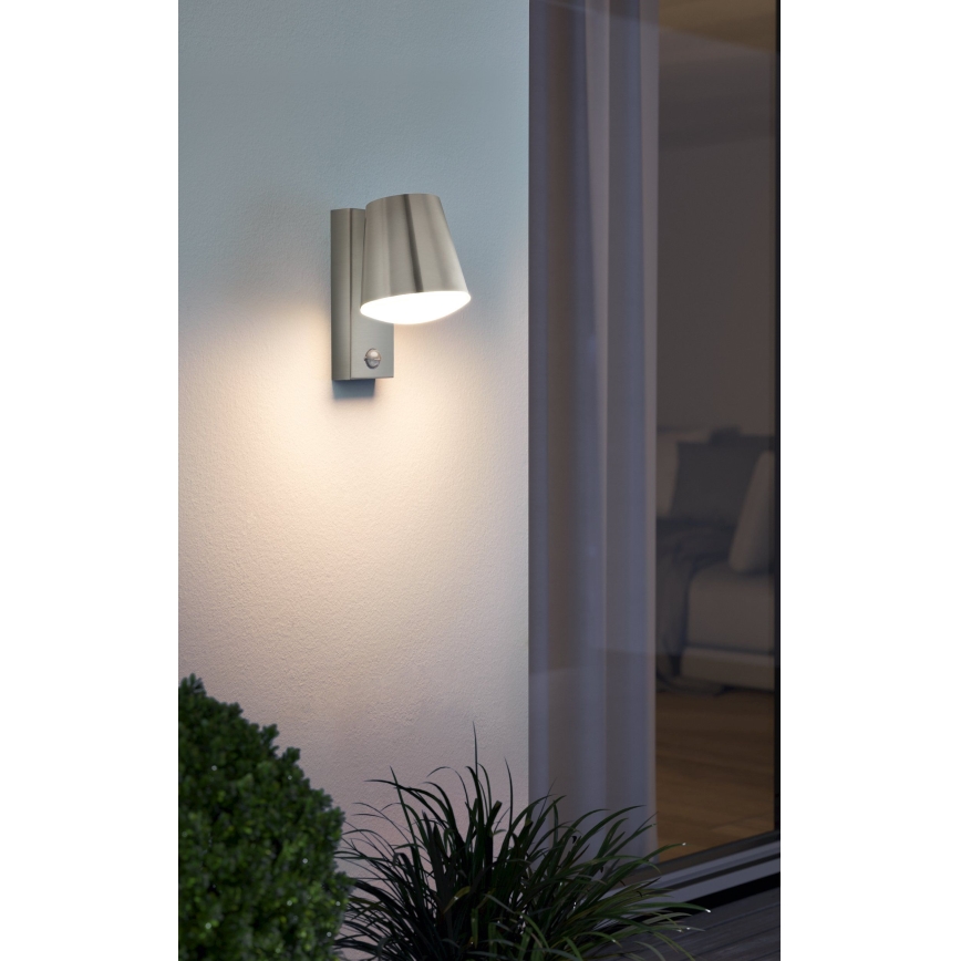 Eglo - Luz de parede de exterior com sensor 1xE27/10W/230V IP44