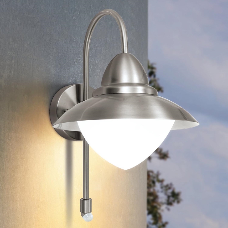 EGLO - exterior com sensor Luz de parede 1xE27/60W IP44