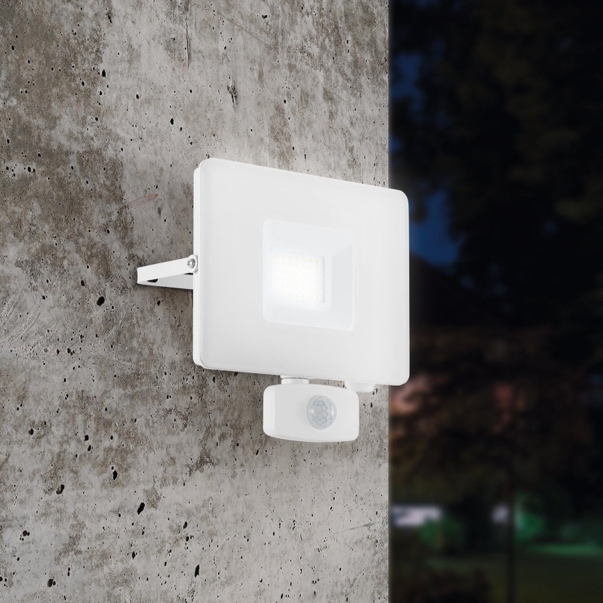 Eglo - Holofote LED com sensor LED/30W/230V IP44