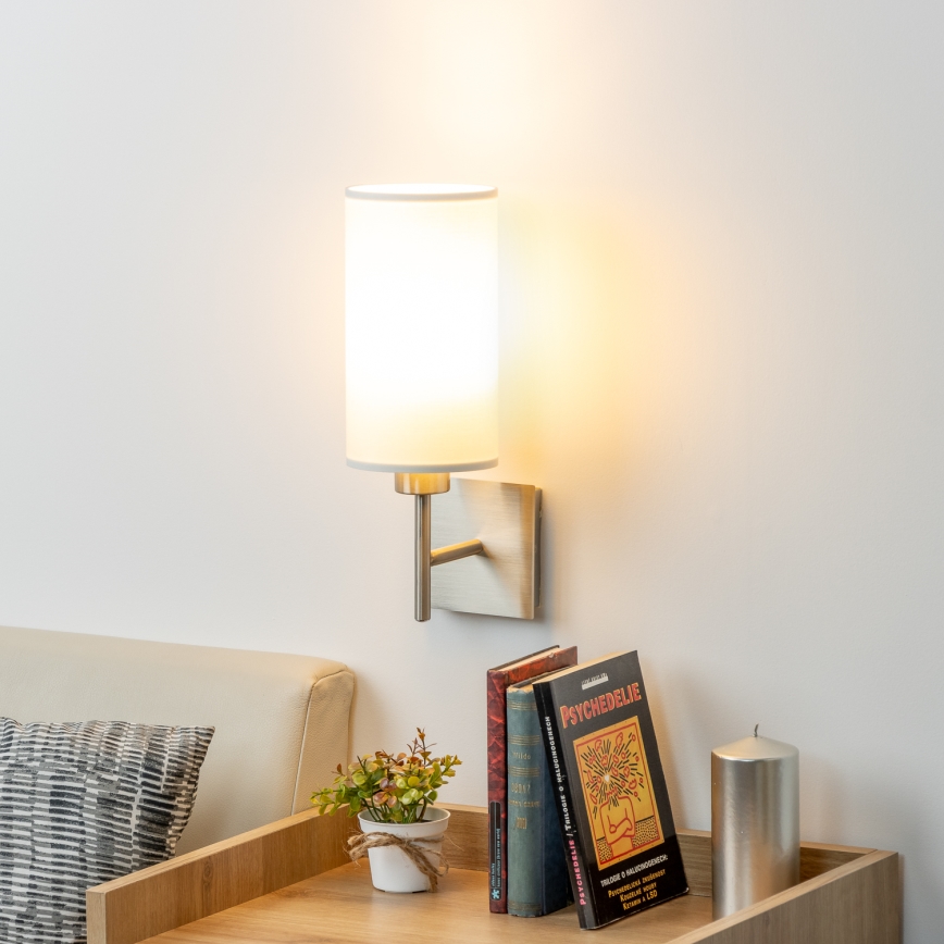 Eglo - Iluminação de parede LED TUNJA 1xE27/60W/230V cromado mate/branco