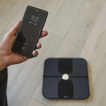 Balança pessoal inteligente GoSmart 3xAA Tuya
