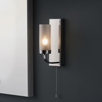 Endon 92960 - Aplique de parede para casa de banho EDREA 1xG9/3W/230V IP44 cromado brilhante