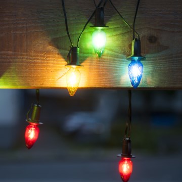 Extensão de guirlanda LED para exterior CONE FILAMENT 20xE10 14m, colorida/branco quente, IP44, Fabricado na República Checa