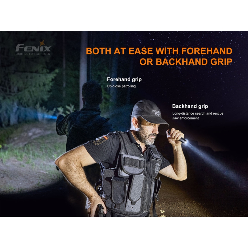 Fenix PD35V30 - Lanterna recarregável LED LED/USB/2xCR123A IP68 1700 brilhante 230 h 2600 mAh