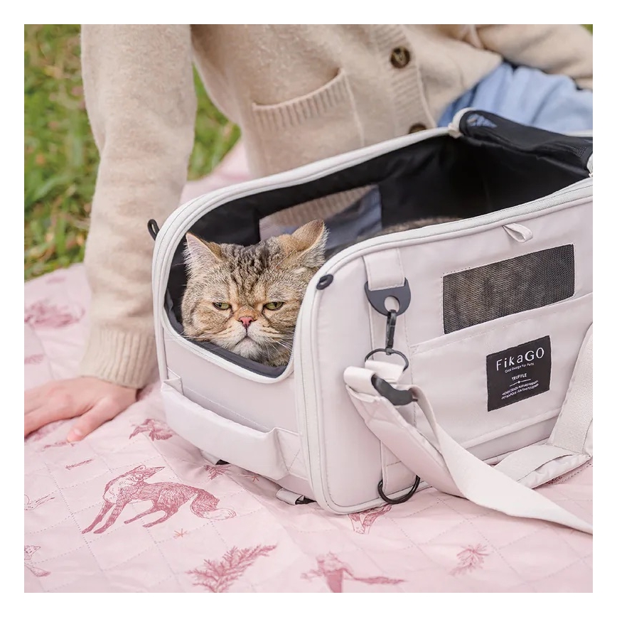 Fikago - Saco de transporte para cães e gatos TRUFFLE Creamy Cloud
