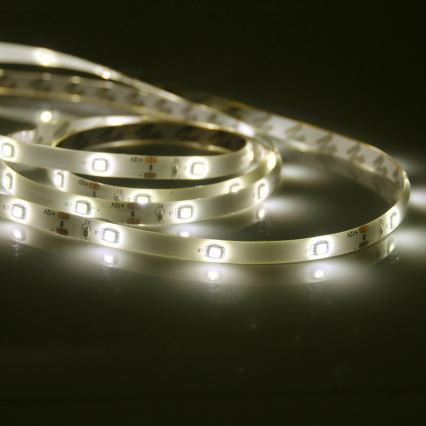Fita de casa de banho LED 5m 8,5W /12V IP44 3000K