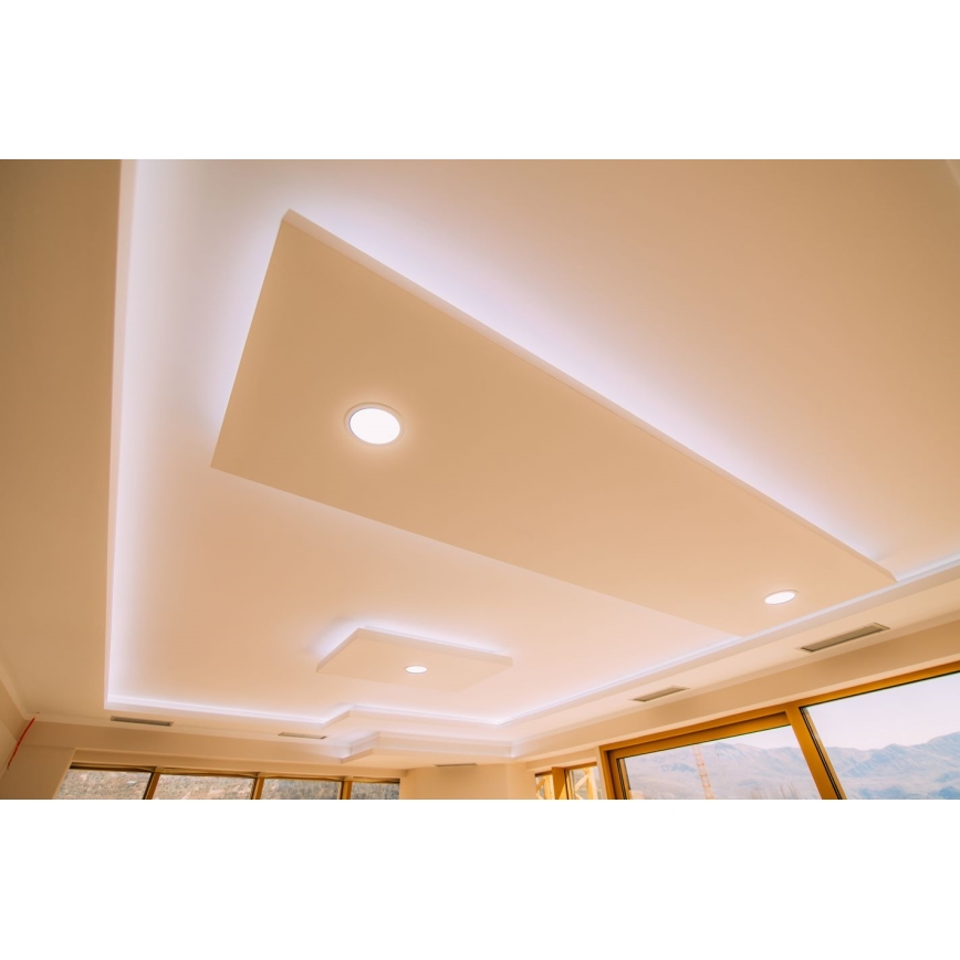 Foco de encastrar de casa de banho LED VEGA LED/6W/230V 3800K diâmetro 11,8 cm IP44 neve branco