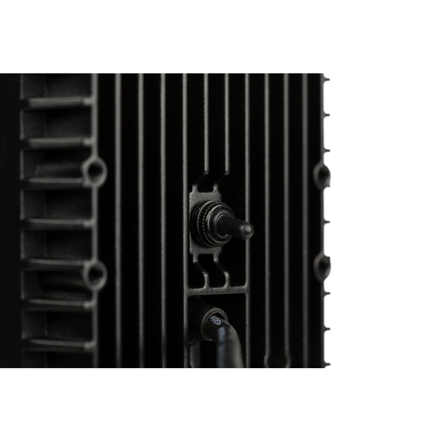 Foco para carro LED BLACK LED/30W/10-30V IP69 5700K angular