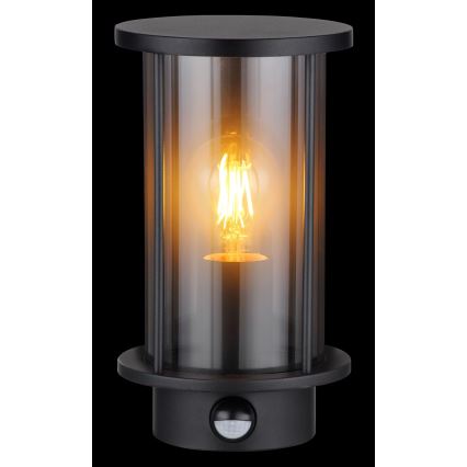 Globo - Iluminação de parede exterior com sensor 1xE27/60W/230V IP54