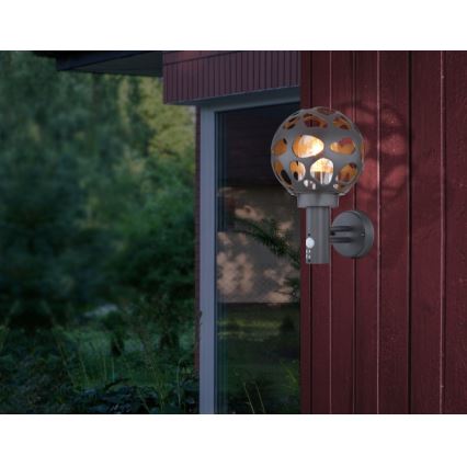 Globo - Iluminação de parede exterior com sensor 1xE27/15W/230V IP44
