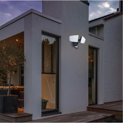 Holofote exterior LED com sensor LED/24W/230V 3000/4000/6000K IP54 preto