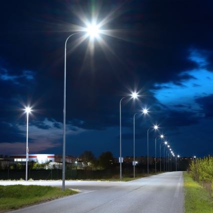 Holofote LED com regulação com sensor de crepúsculo e Painel solar LED/200W/20000 mAh 6500K IP65 cinzento